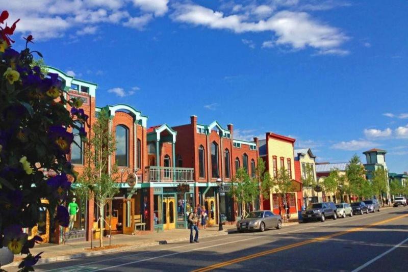 Renovated 2 Bedroom Condo Next To Snowflake Lift - Walk To Lifts And Town! Breckenridge Exterior foto