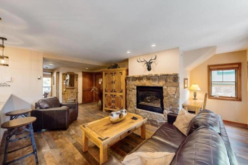 Renovated 2 Bedroom Condo Next To Snowflake Lift - Walk To Lifts And Town! Breckenridge Exterior foto